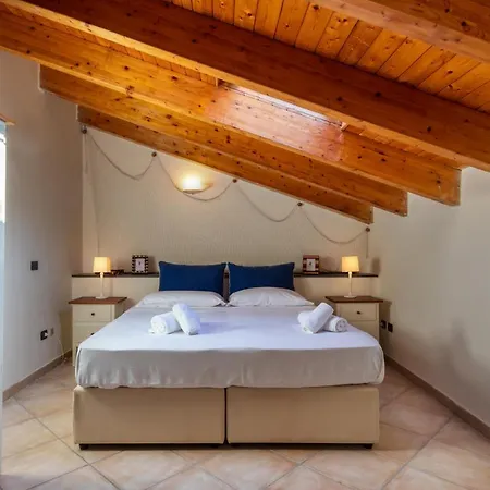 La Mansarda Apartment Sant'Agnello