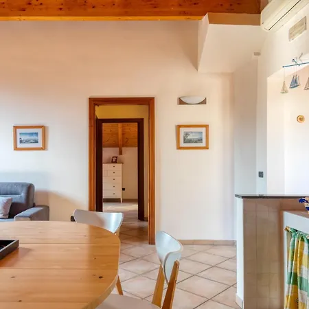 Apartment La Mansarda *
